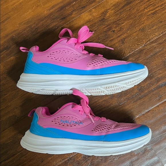 Nautica Kids Bright Pink with Blue Trim Athletic Sneakers Size 4 - Picture 6 of 11